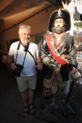 Kapitán Hook a jeho kormidelník. Port Grimaud (F)