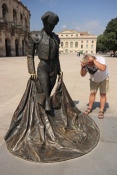 Už ti někdo řekl, že seš paroháč? Nimes (F)