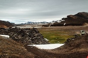 Lávové pole Laugahraun, kemp Brennisteinsalda, masiv Norðurbarmur (890 m, Landmannalaugar