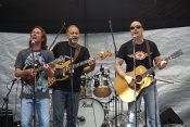 Jiří Vopava, Zdeněk Fík, Michal Leicht (Cop). Folkový kvítek Konopiště 2010