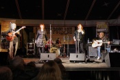 Jan Frühwirt, Marcela Voborská, Helena Maršálková, Antonín Tony Linhart – Pacifik. Zimní potlach Lysá nad Labem