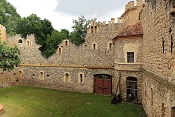 Janův hrad. Lednicko-valtický areál.