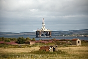 Plovoucí ropná plošina v zálivu Cromarty Firth